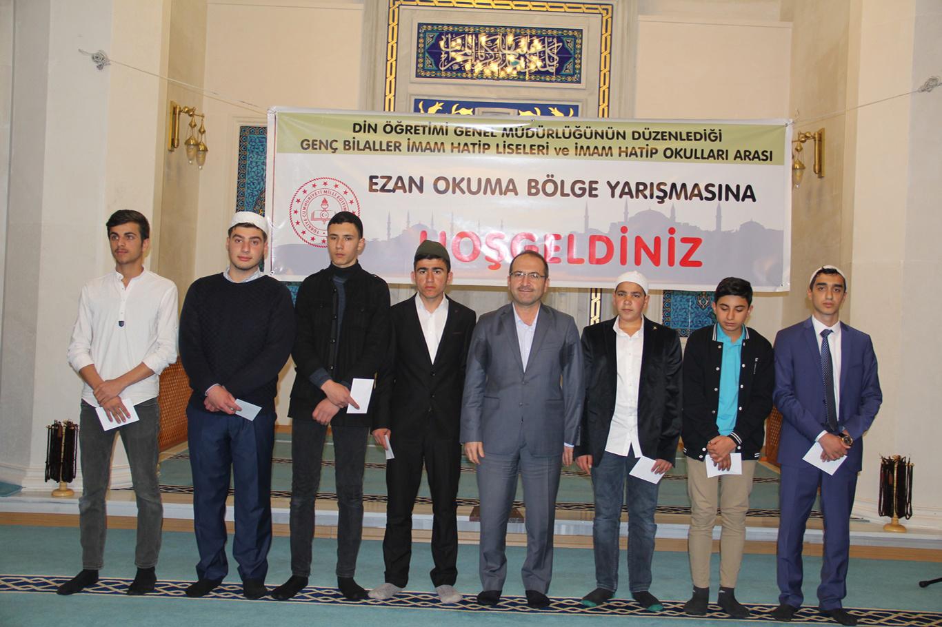 “Genç Bilaller Ezanı Güzel Okuma” yarışması bölge finali Bitlis’te yapıldı